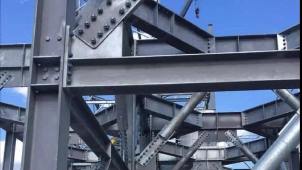 Dinamik metal iskelet